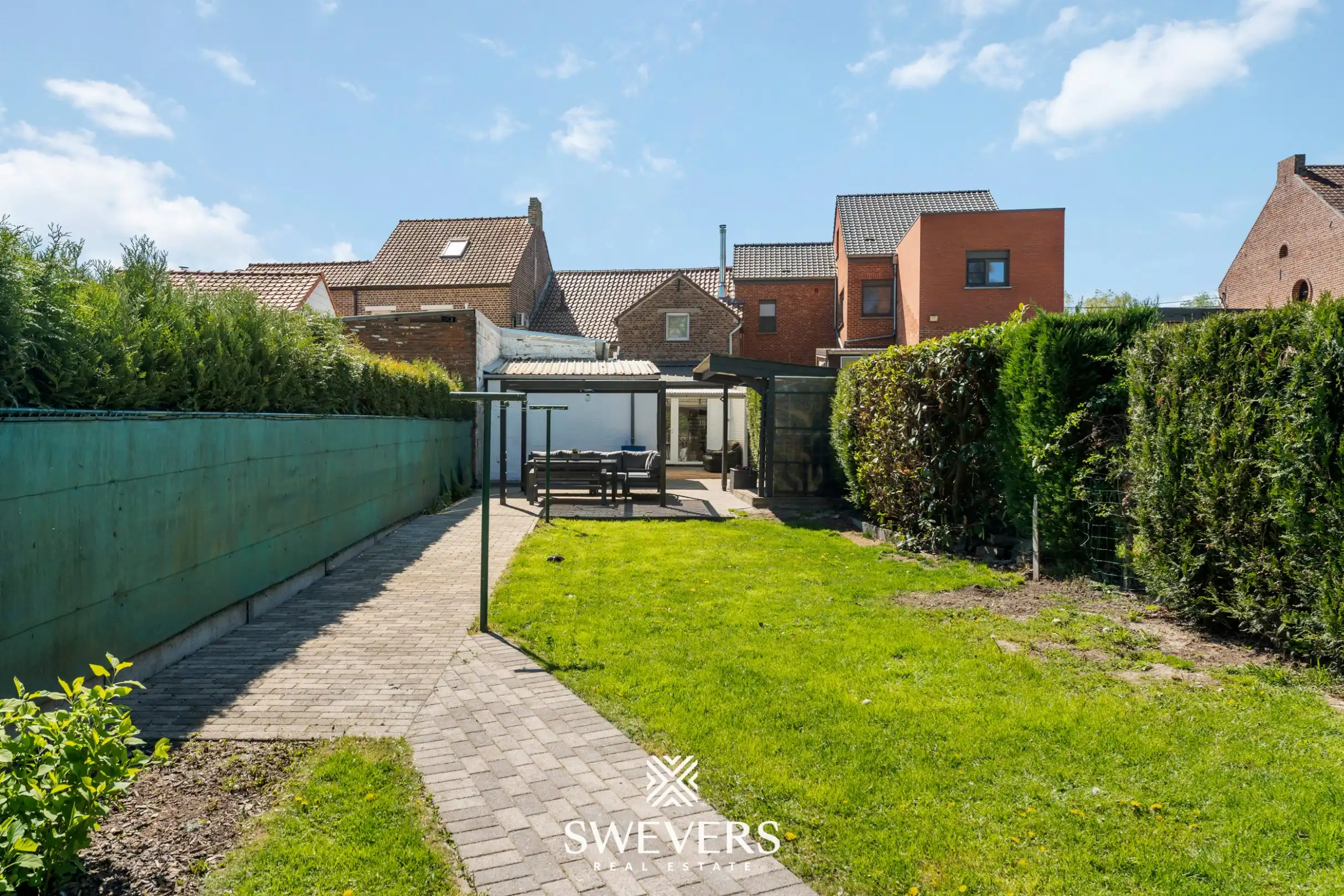 Instapklare, volledig gerenoveerde rijwoning met 3 slaapkamers en ruime tuin in Wellen foto 21