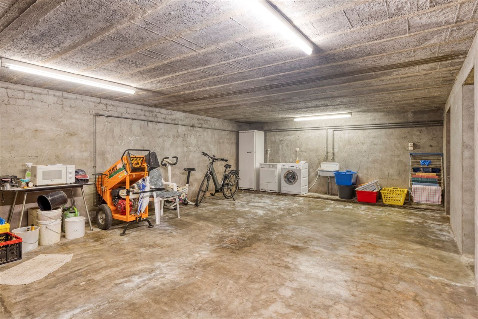 Vrijstaande villa op een unieke ligging!  foto 11