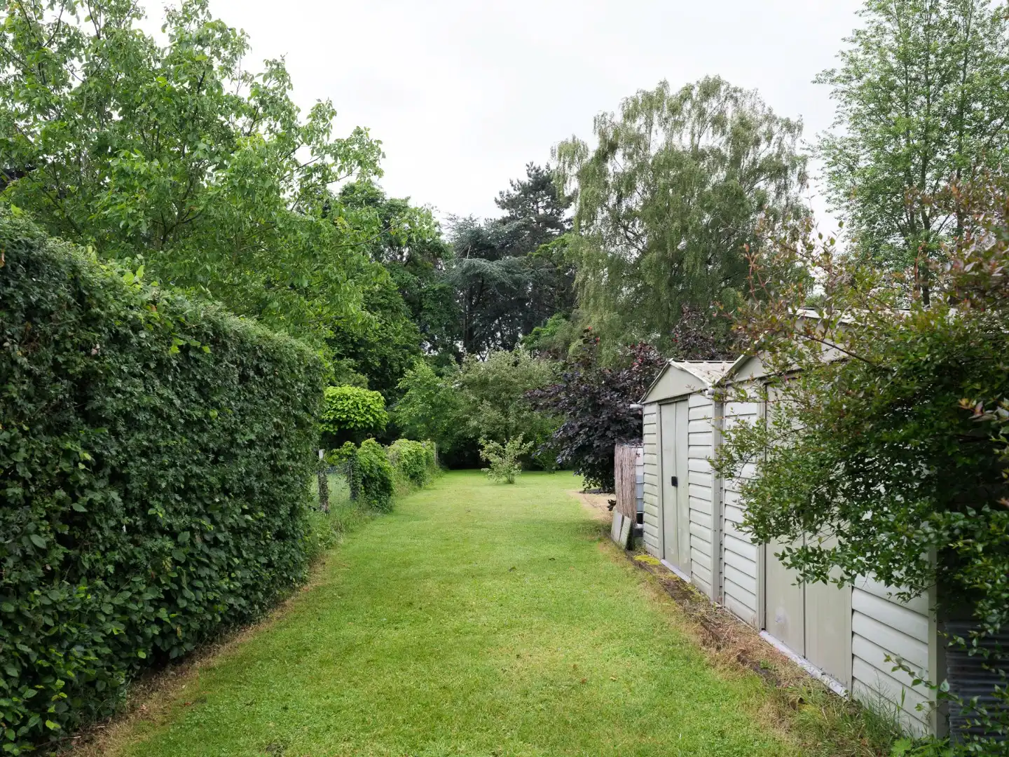 Instapklare woning met overvloedig licht en prachtige tuin foto 17