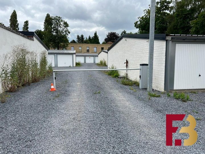 Garage te huur te Gentbrugge foto {{pictureIndex}}