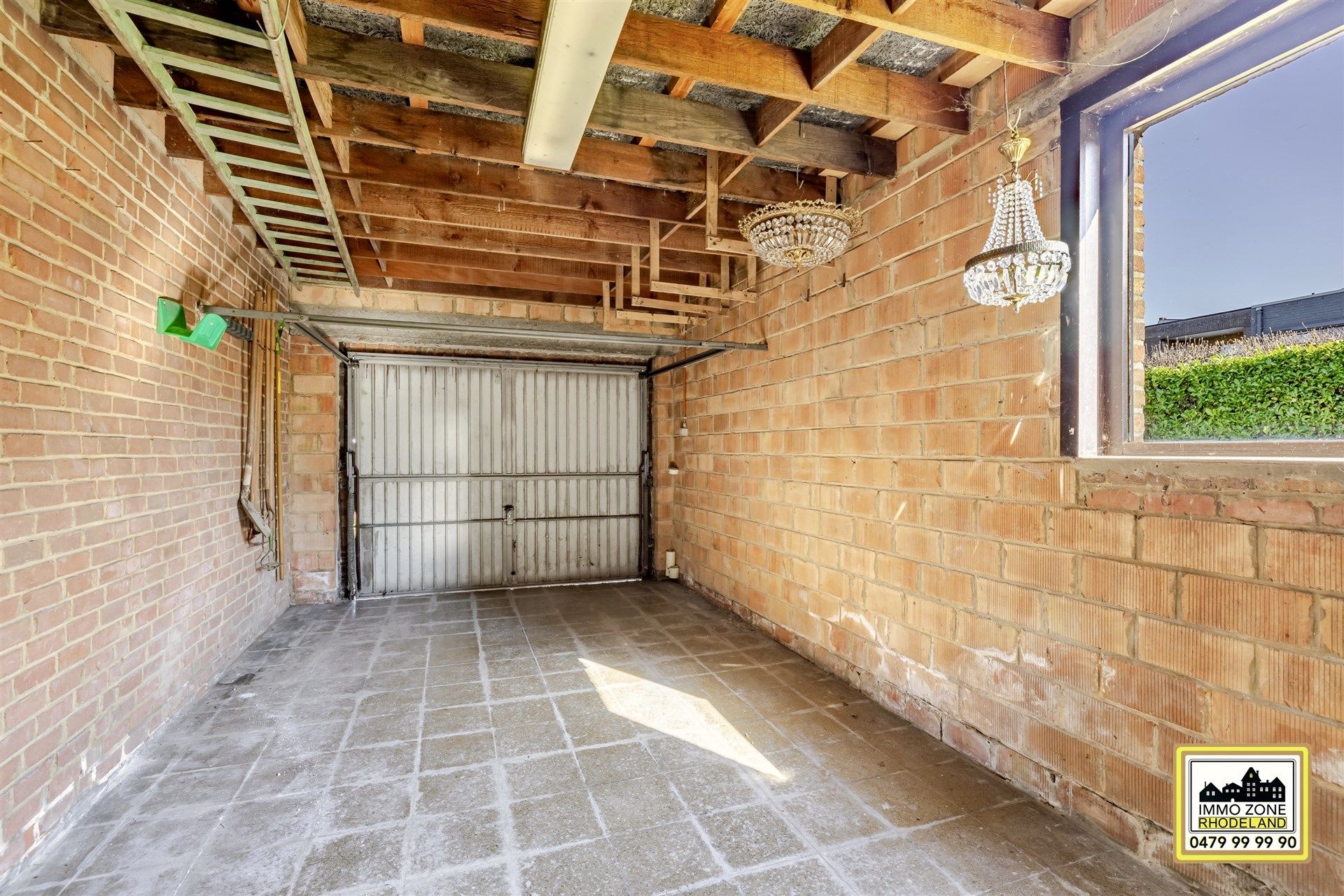 Uitstekend gelegen halfopen woning met 3 slpks, garage, tuin foto 20
