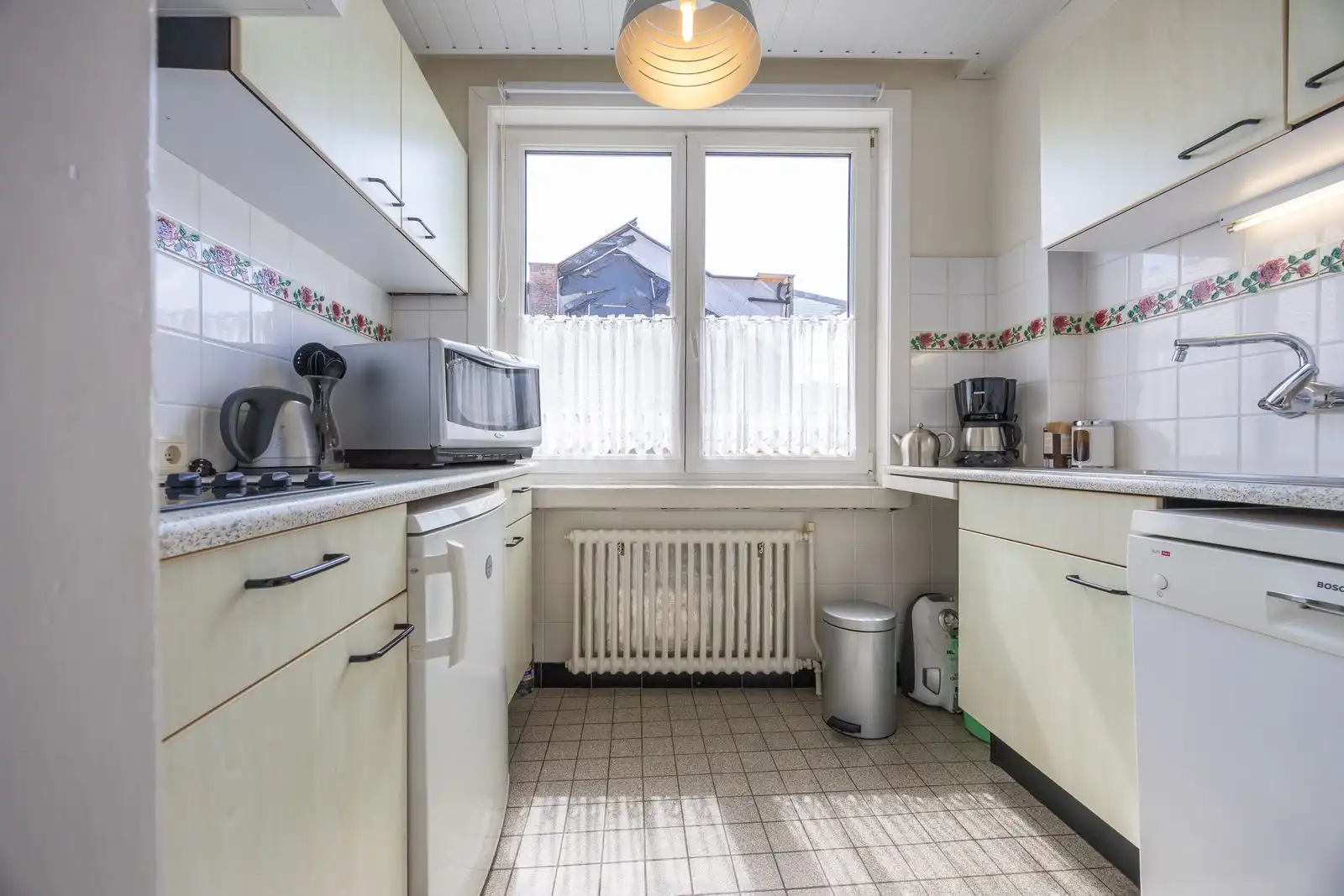 Gezellig hoekappartement met 2 slpk in hartje centrum én in kleinschalig gebouw foto 6