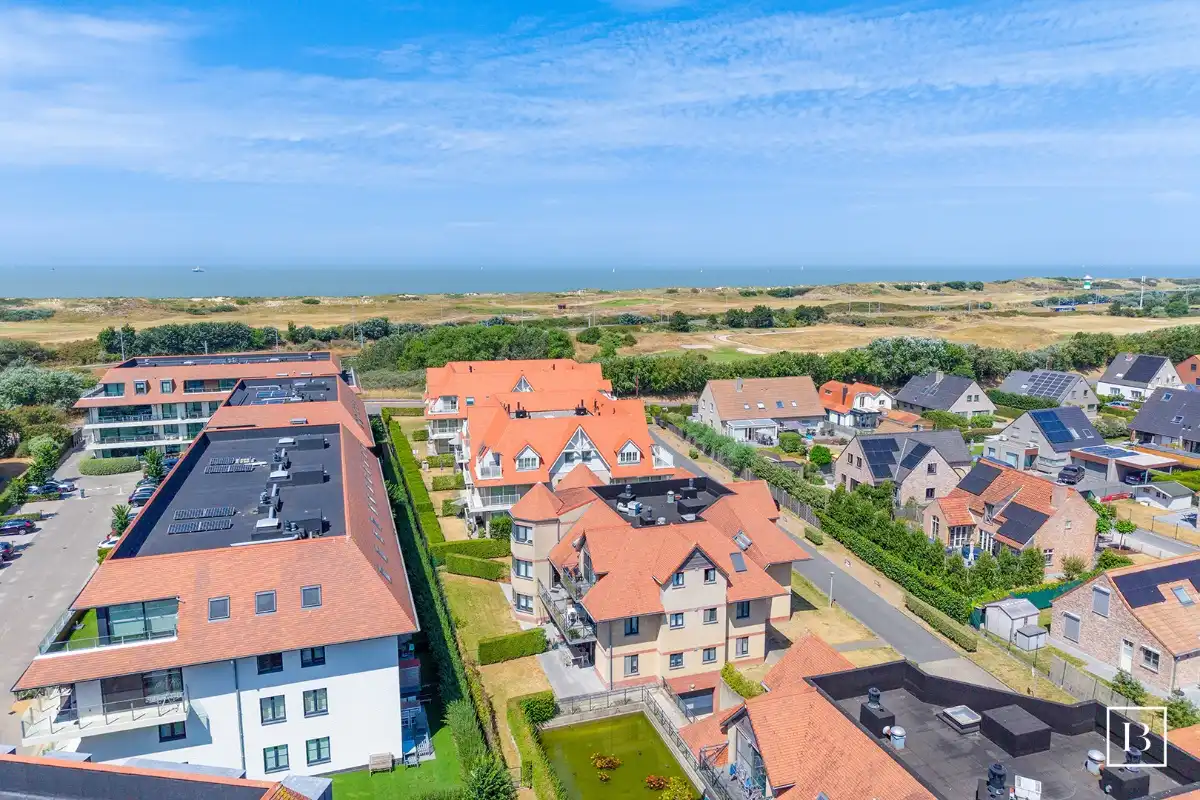 Lichtrijk tuinappartement met 1 slaapkamer foto 14