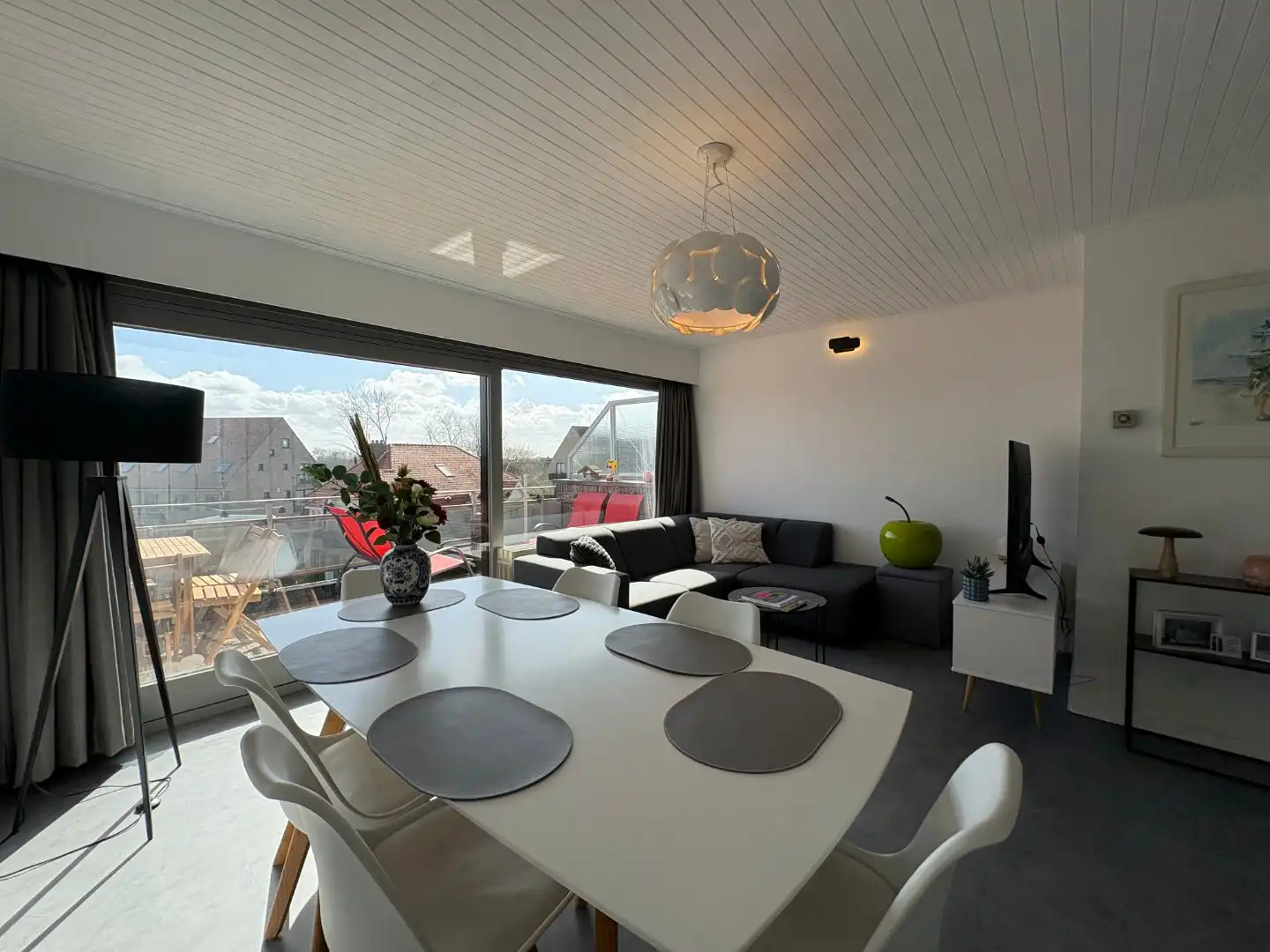 Zonnig duplex appartement met terras – vlak bij zee foto 18