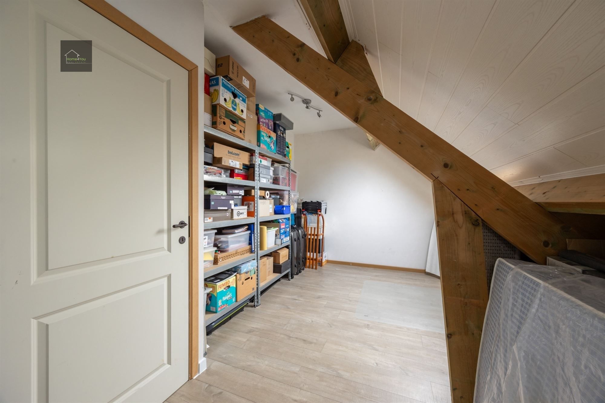 Instapklare gezinswoning met 4 slaapkamers en zuid tuin foto 22