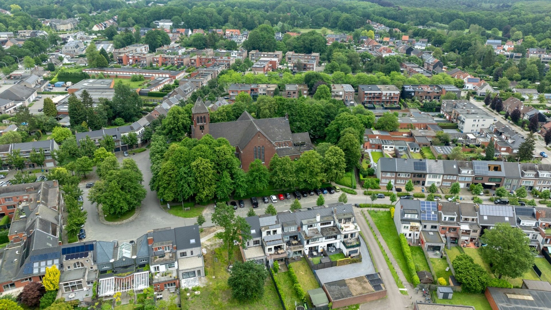 Energiezuinige gezinswoning met 4 slpk’s en zongerichte tuin foto 8