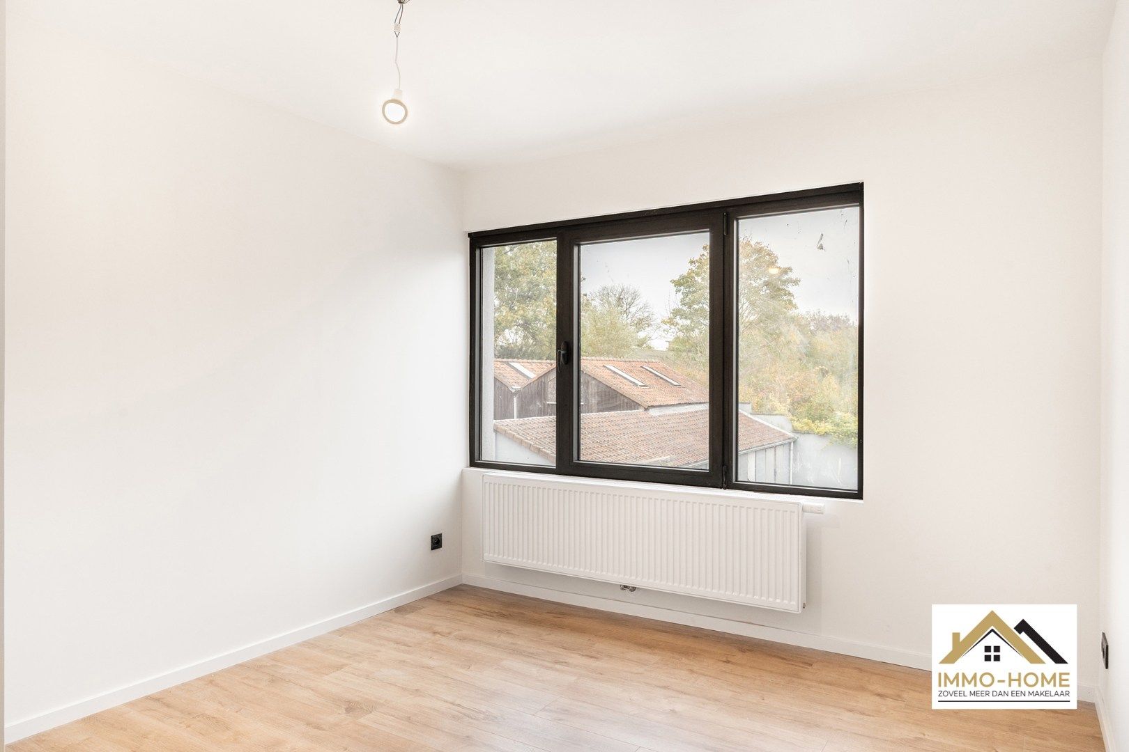 Gerenoveerde woning op topligging foto 13