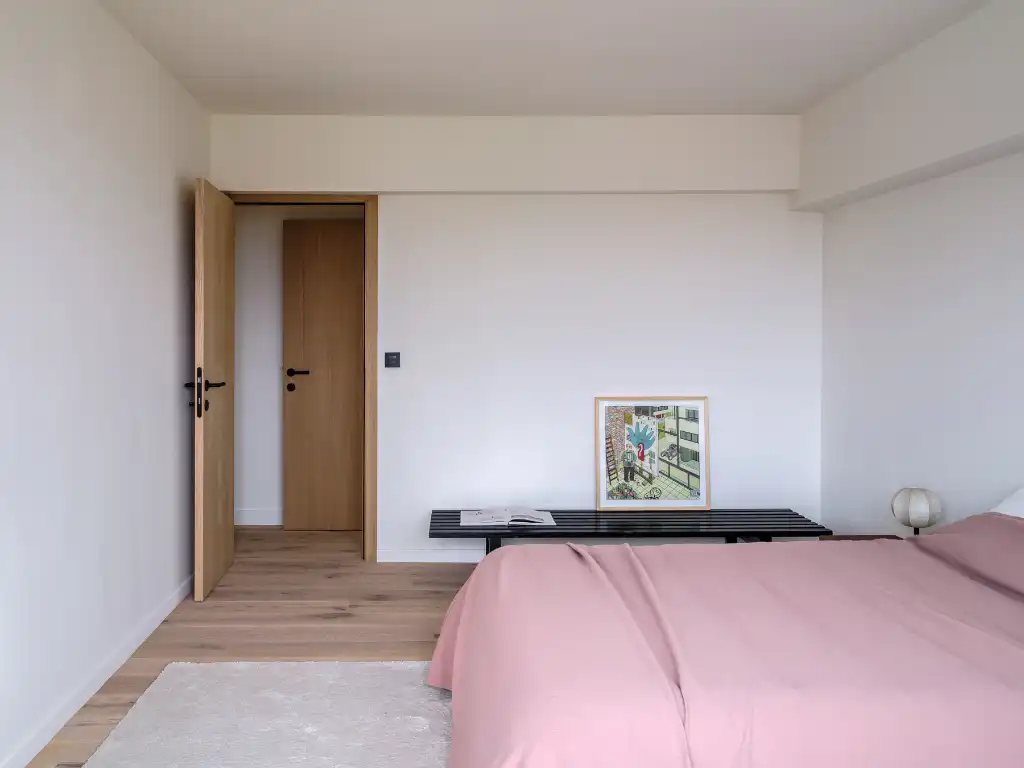 Ruim en lichtrijk 3 slpk appartement met terras nabij het station Gent-Sint-Pieters foto 7