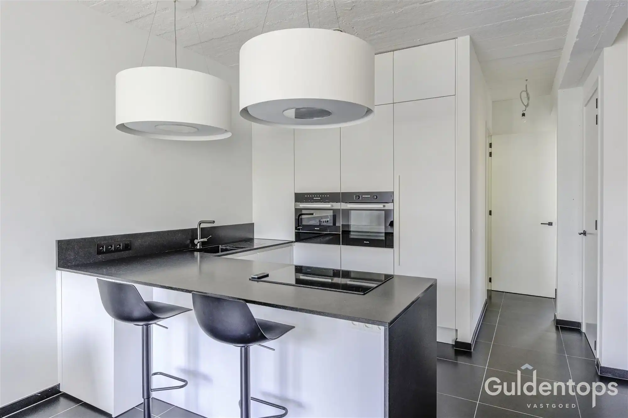 Knap energiezuinig appartement met veel charme foto 14