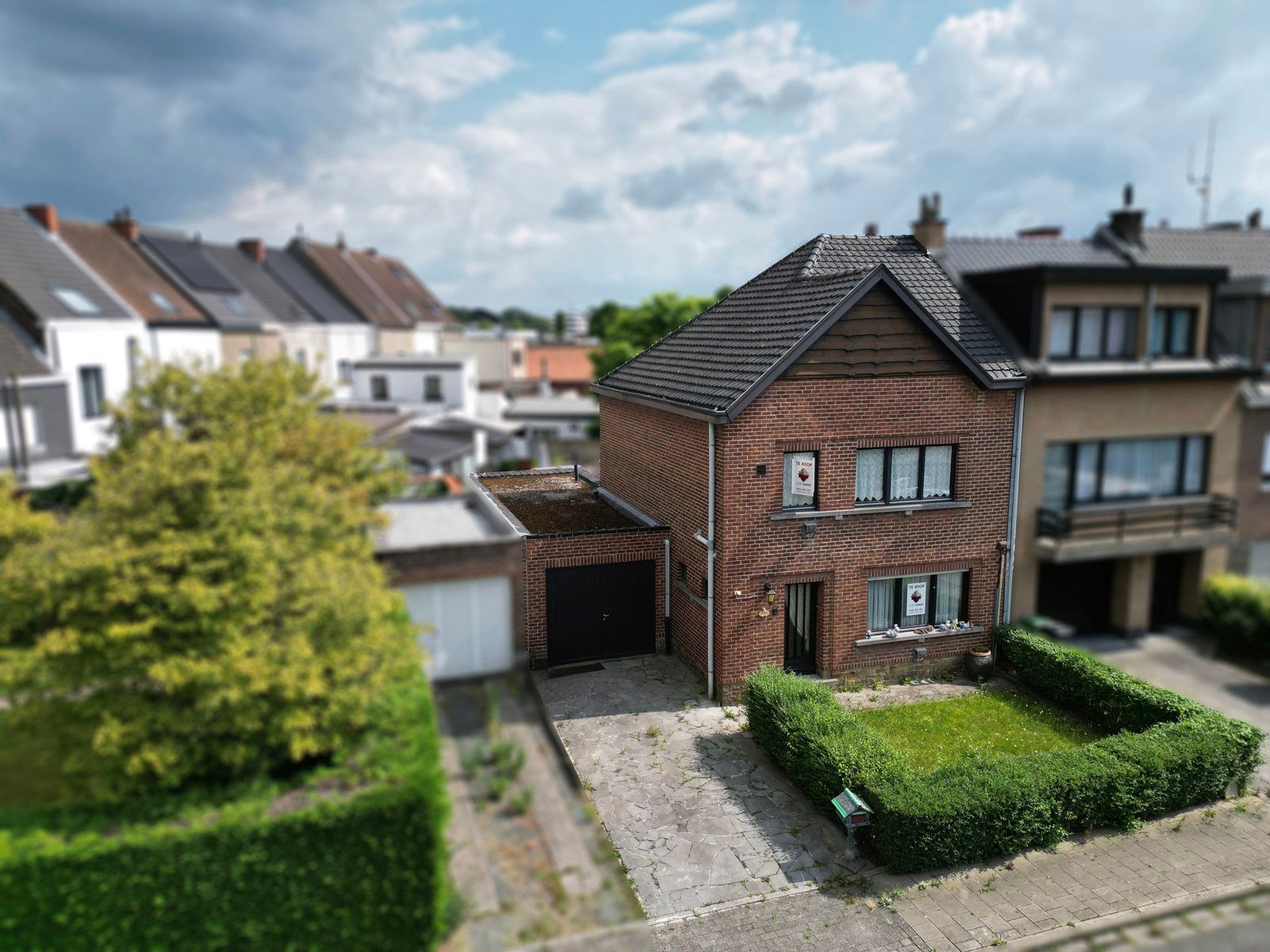 Hoofdfoto van de publicatie: HOB met 3 SLPK, garage én tuin, in een verkeersluwe straat!