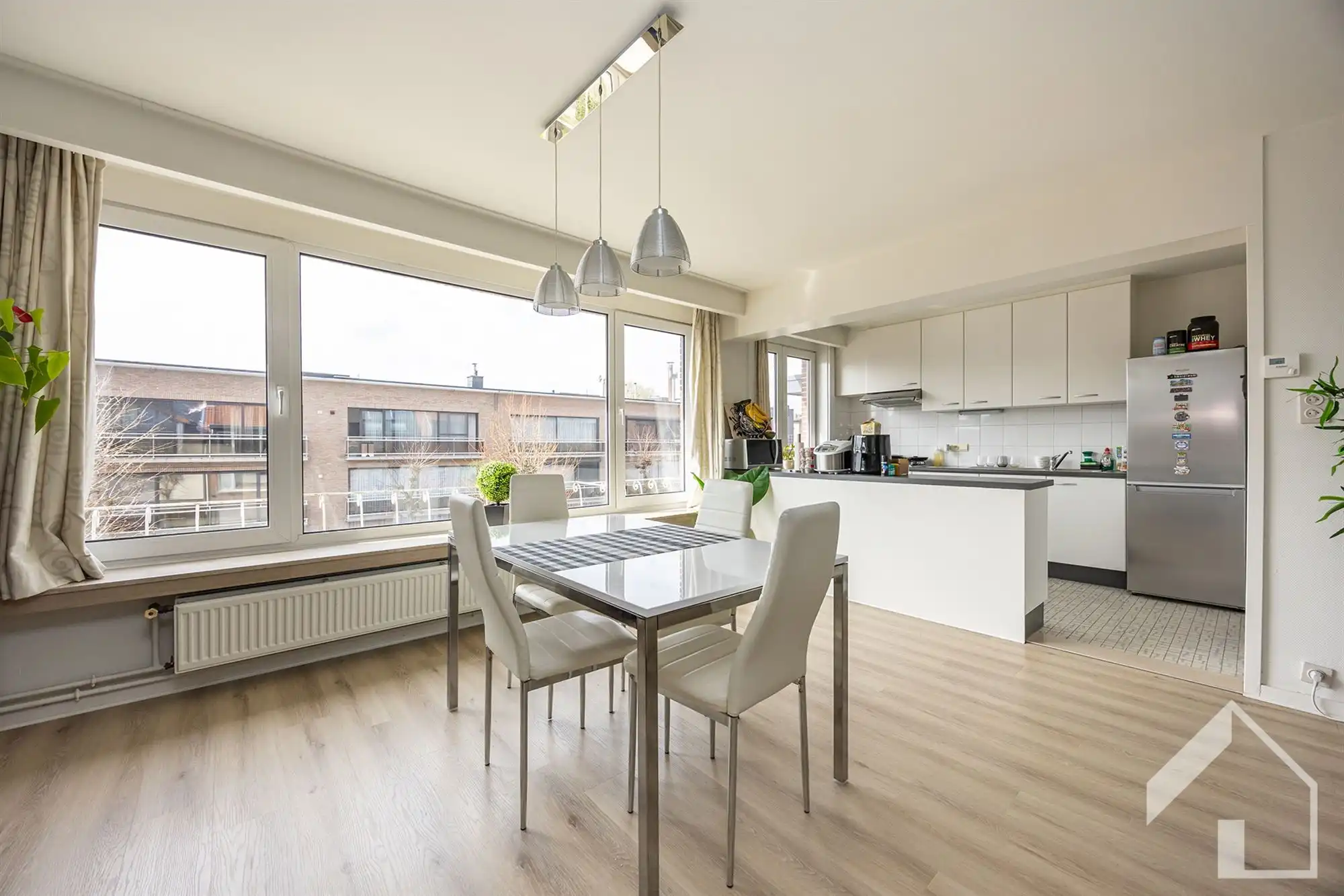 Appartement 2e verdieping + staanplaats foto 3