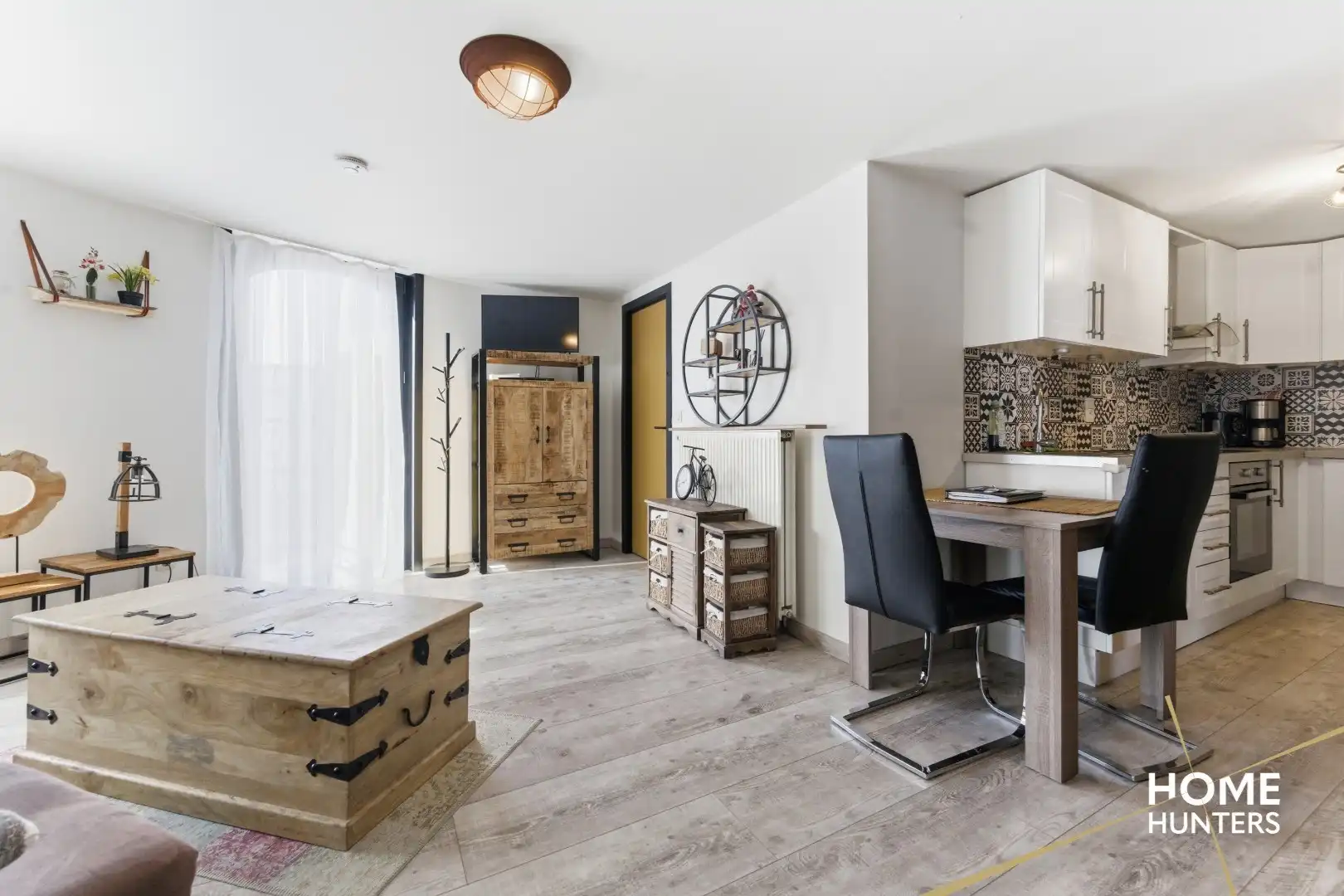 Rendabel investeringspand met combinatie van vaste verhuur en vakantieappartementen in centrum Ieper foto 19