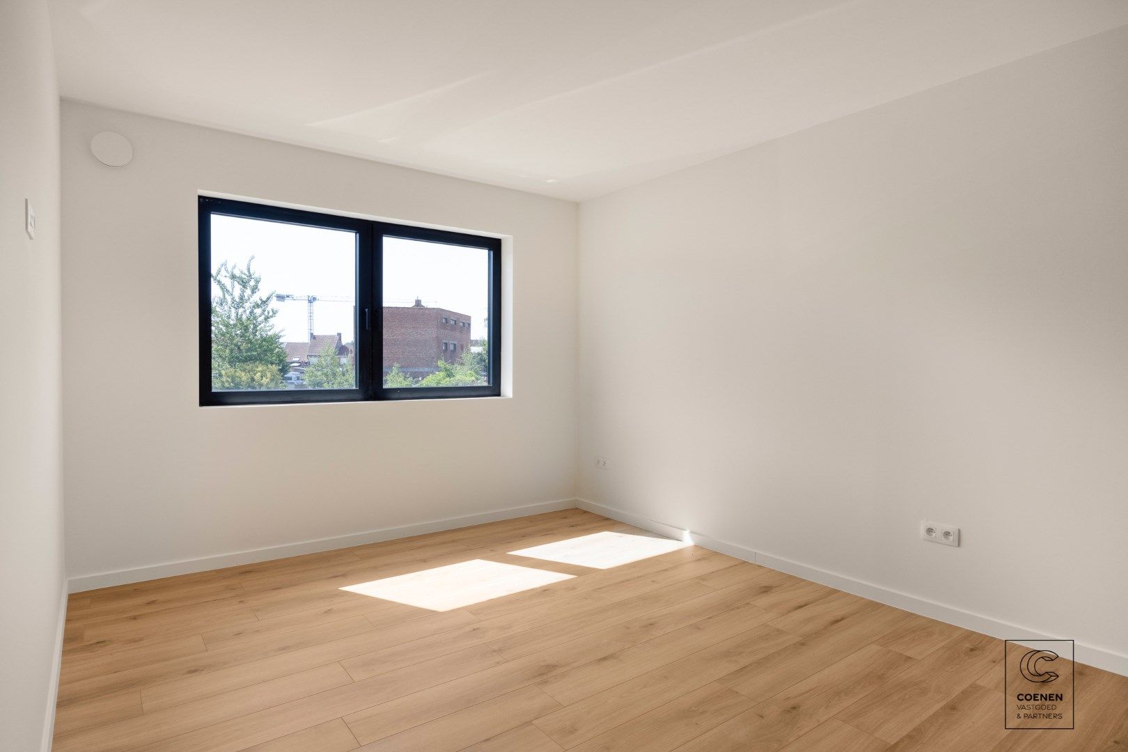 Charmant, volledig gerenoveerde woning met 2 slaapkamers te Turnhout! foto 14