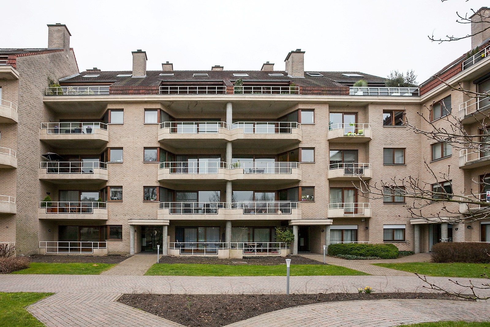 Ruim appartement met terras foto 27