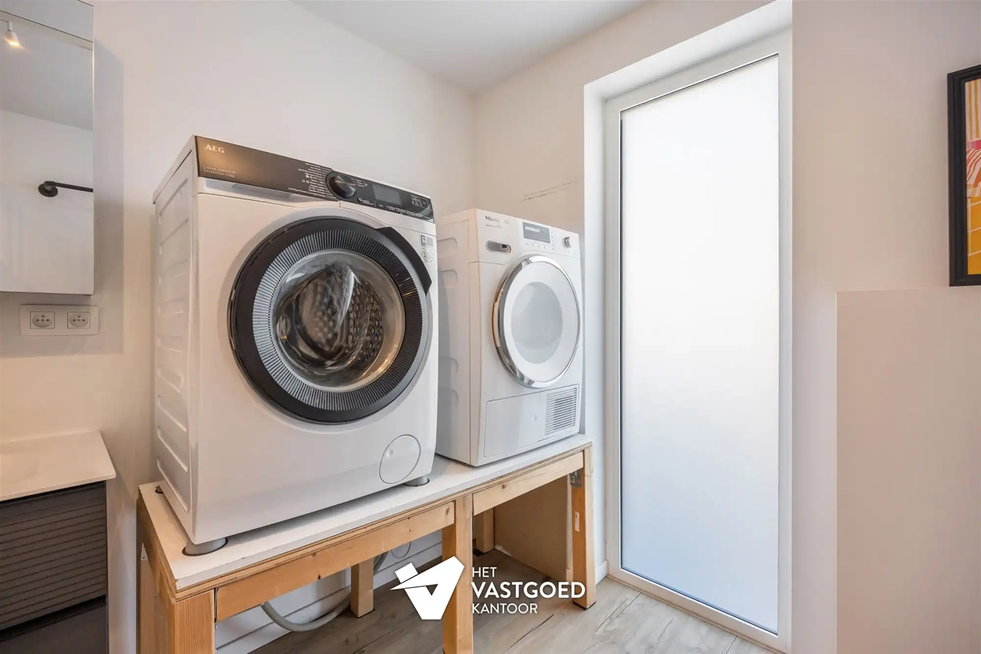 HEEL KNUSSE GELIJKVLOERSE WONING MET 3 SLAAPKAMERS EN ZUIDGERICHTE TUIN TE BUDINGEN foto 13