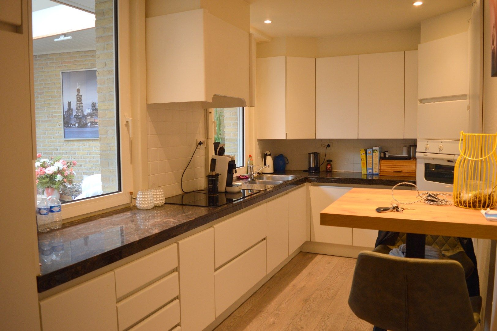 Ruime woning met garage in het centrum van Bellegem foto 8