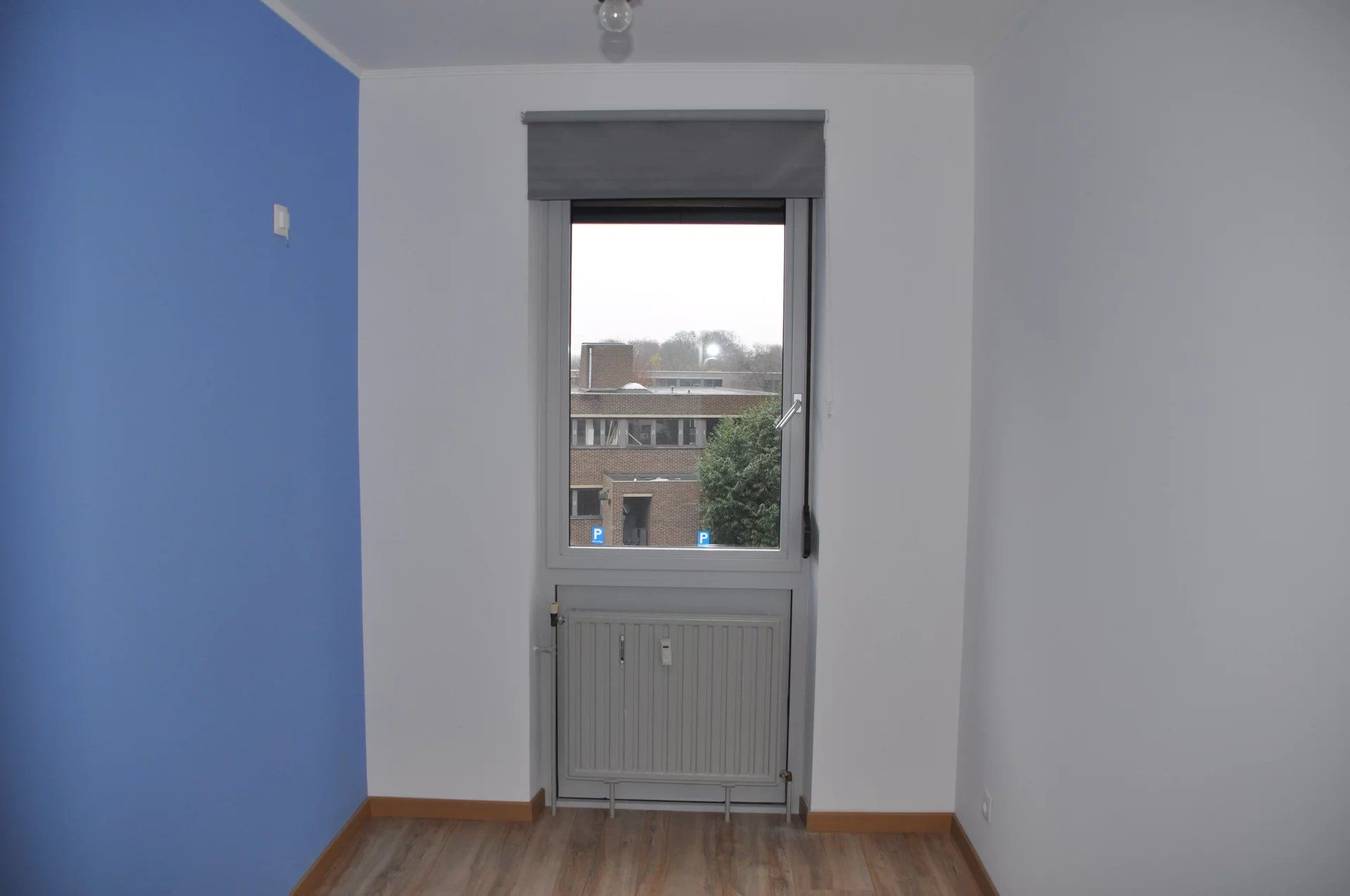 VERRASSEND APPARTEMENT MET 3 SLPK'S EN PARKEERPLAATS IN LANAKEN CENTRUM foto 13