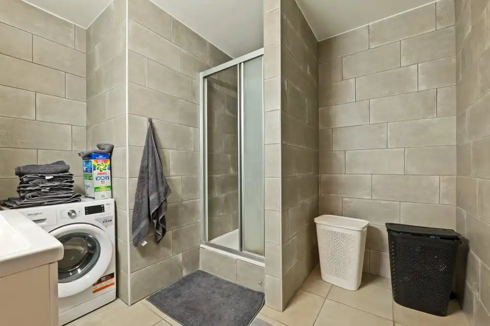 GEZELLIG 2-SLK APPARTEMENT VLAKBIJ HET CENTRUM VAN SINT-TRUIDEN foto 15