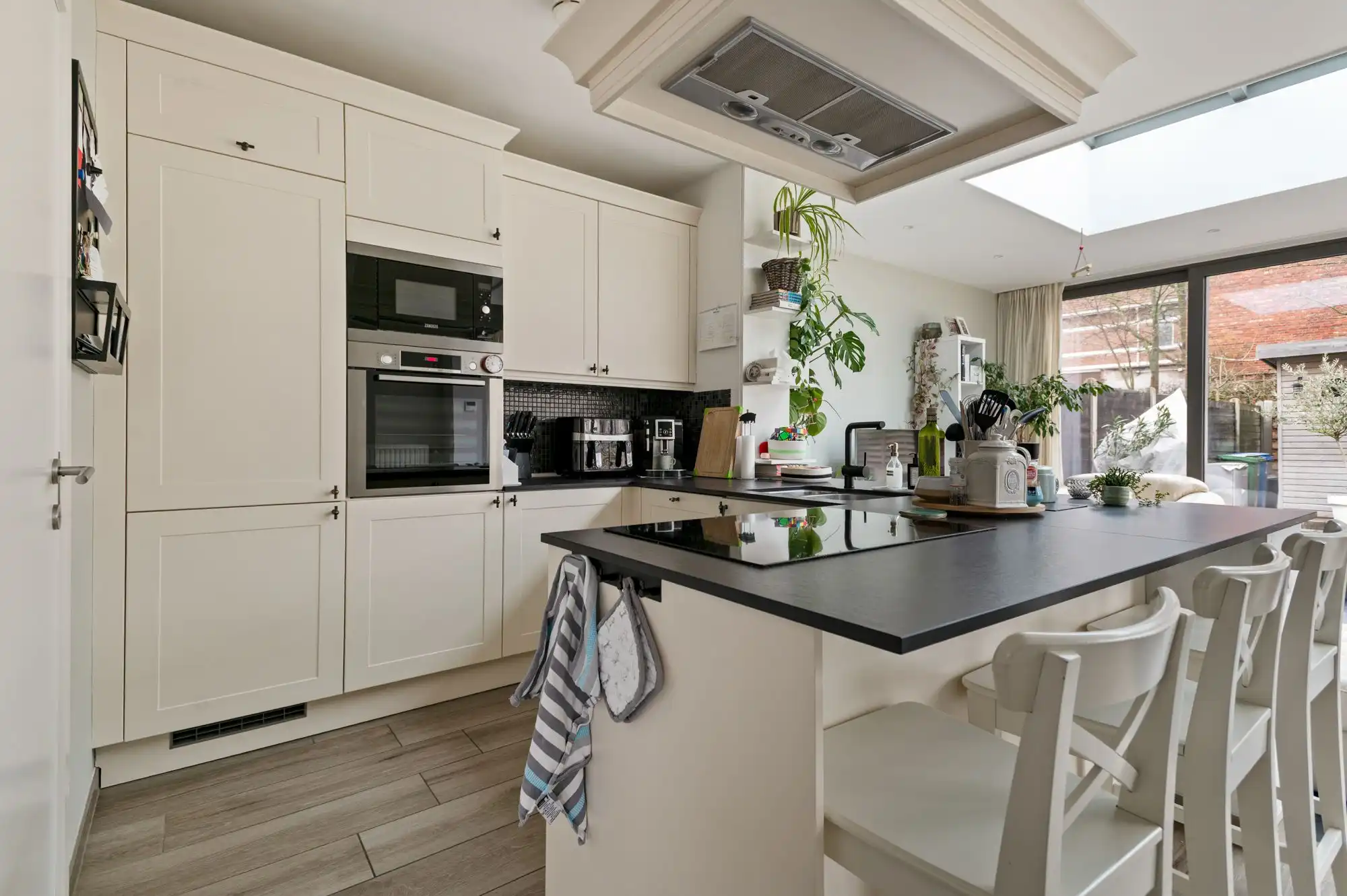 Energiezuinige gezinswoning in een toffe woonwijk in Ekeren! foto 6