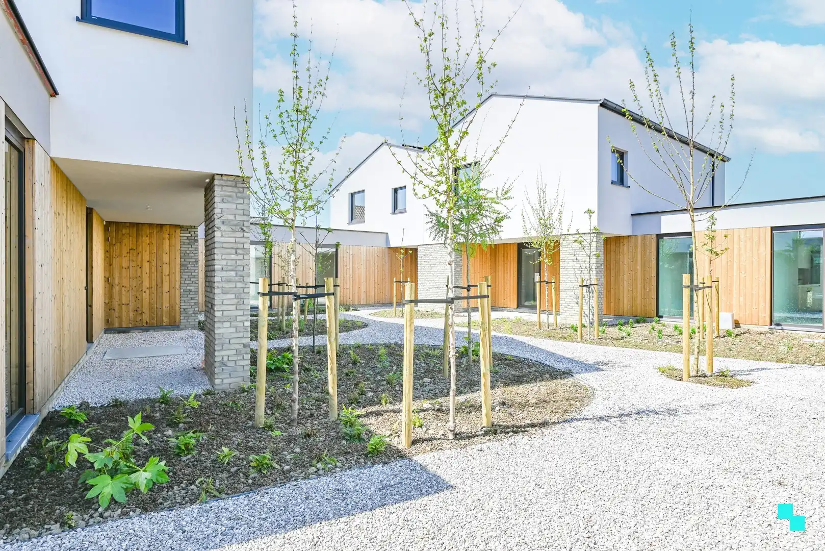 Halfopen nieuwbouwwoning in houtmassiefbouw foto 22