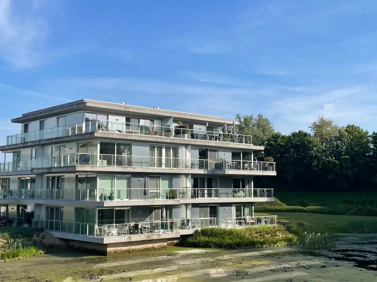 Nieuwbouw twee-slaapkamer appartement foto 44