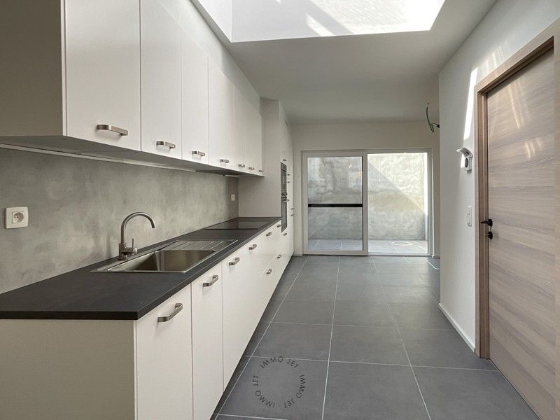 Instapklare energiezuinige woning met drie slaapkamers op toplocatie in Melsele foto 4