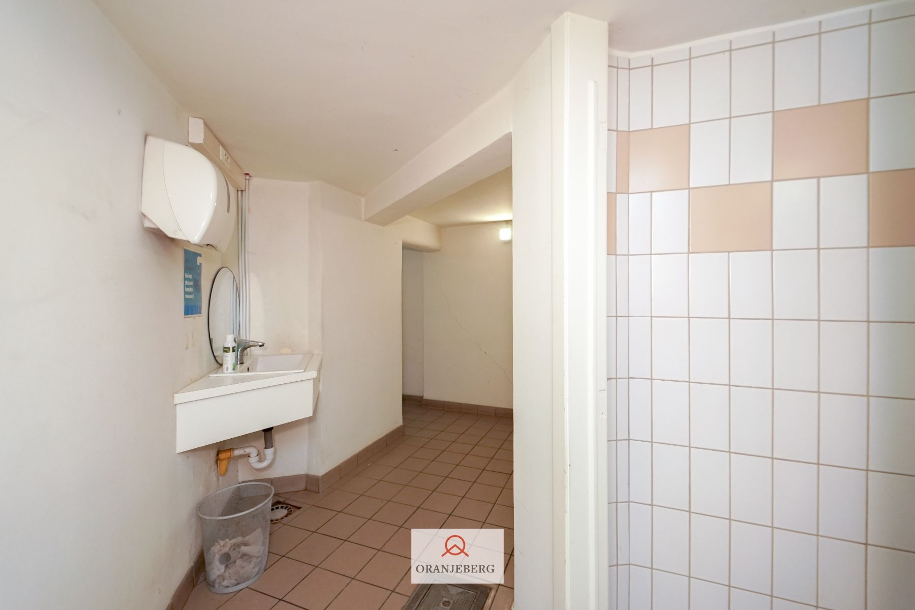 Ruim hoekpand (325 m²) op TOPligging met visibileit foto 26
