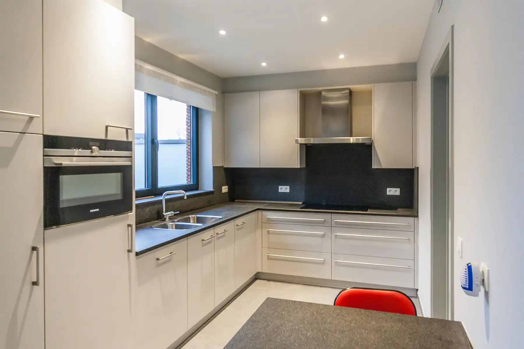 Appartement te huur foto 3