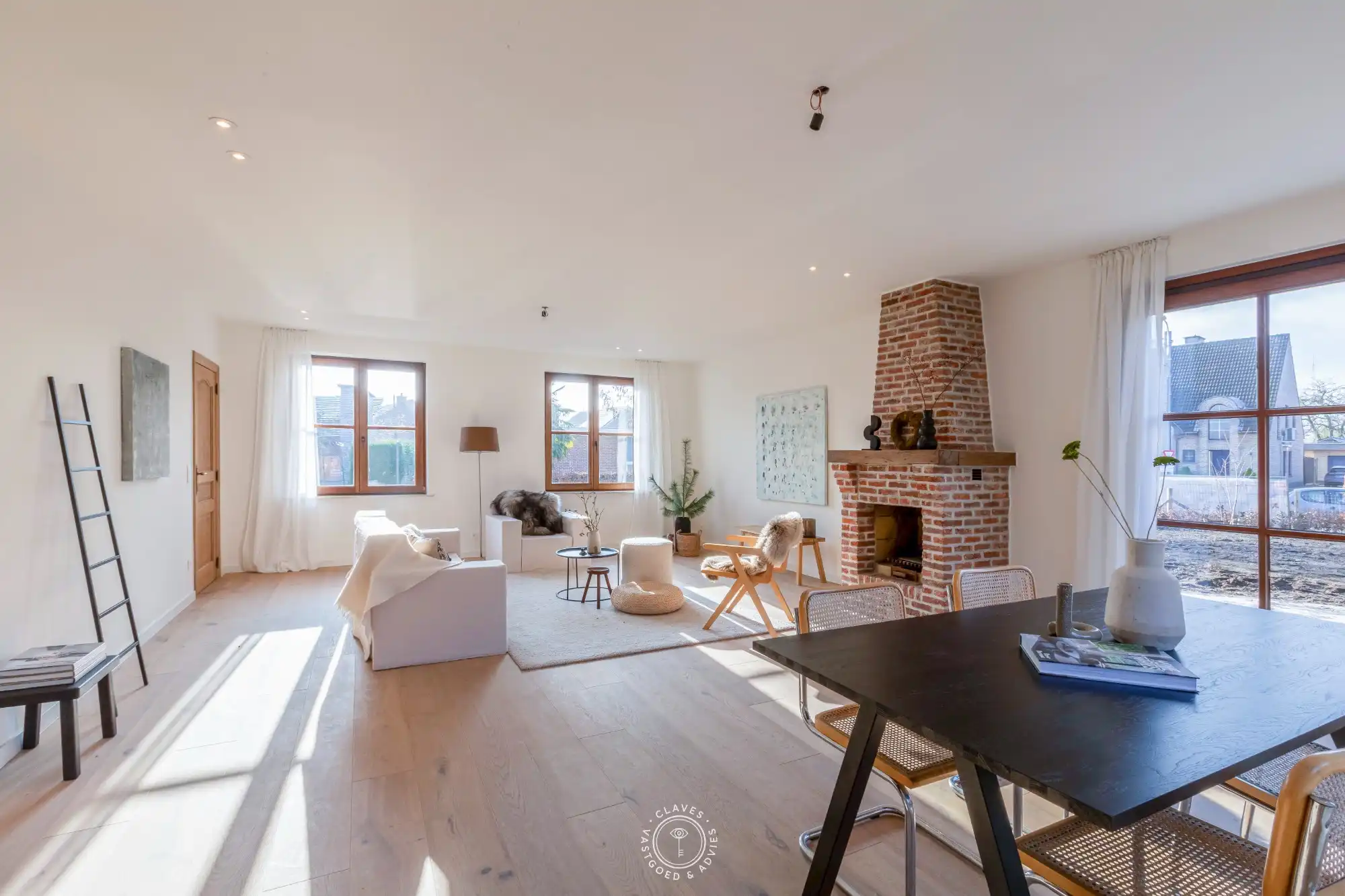 Prachtig gerenoveerde villa met westelijk georiënteerde tuin foto 10