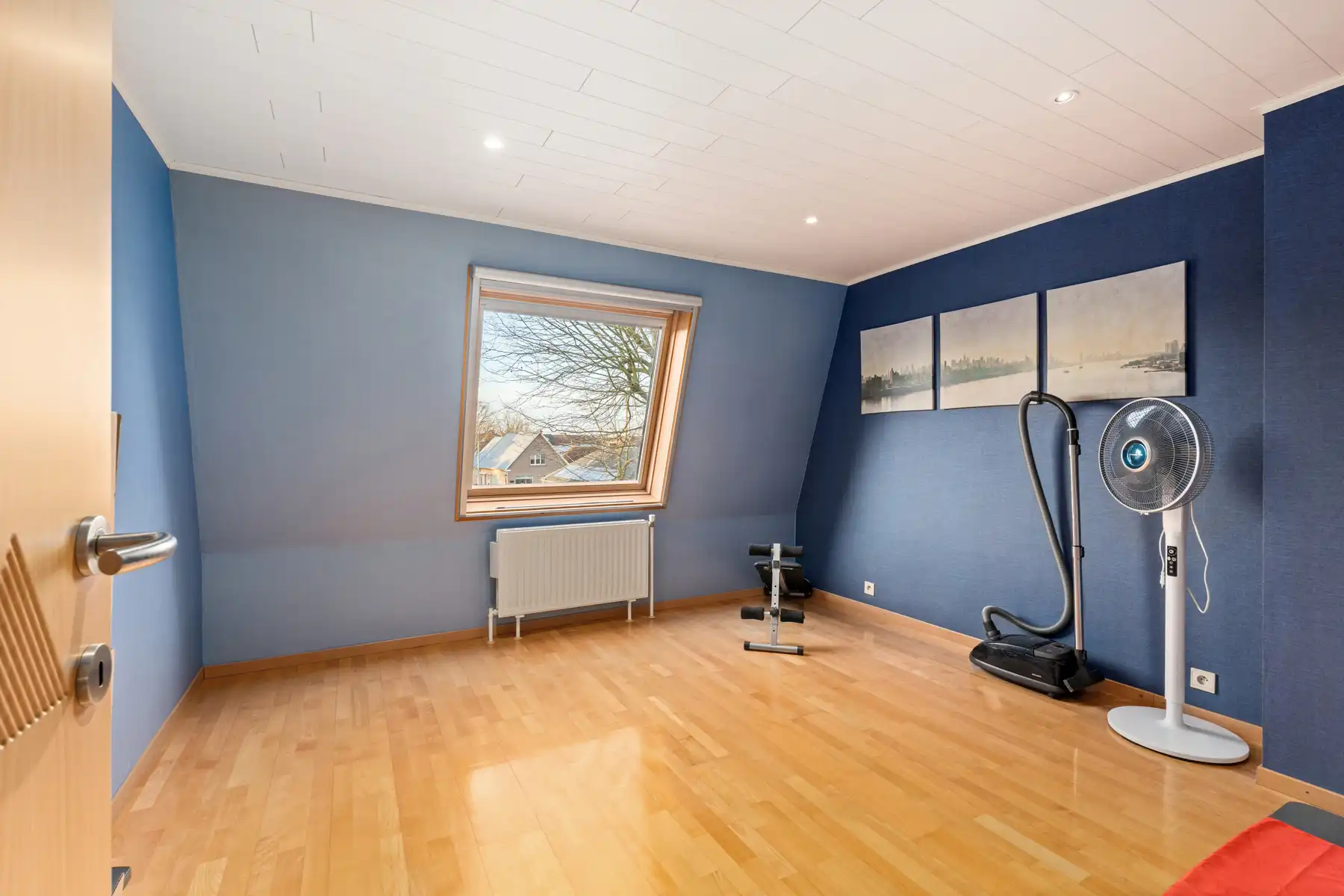 Woning met 2 ruime slaapkamers, een garage en tuin foto 12