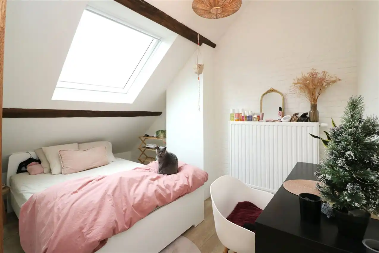 Gerenoveerde woning met tuin, centraal gelegen nabij centrum en E 314 foto 25