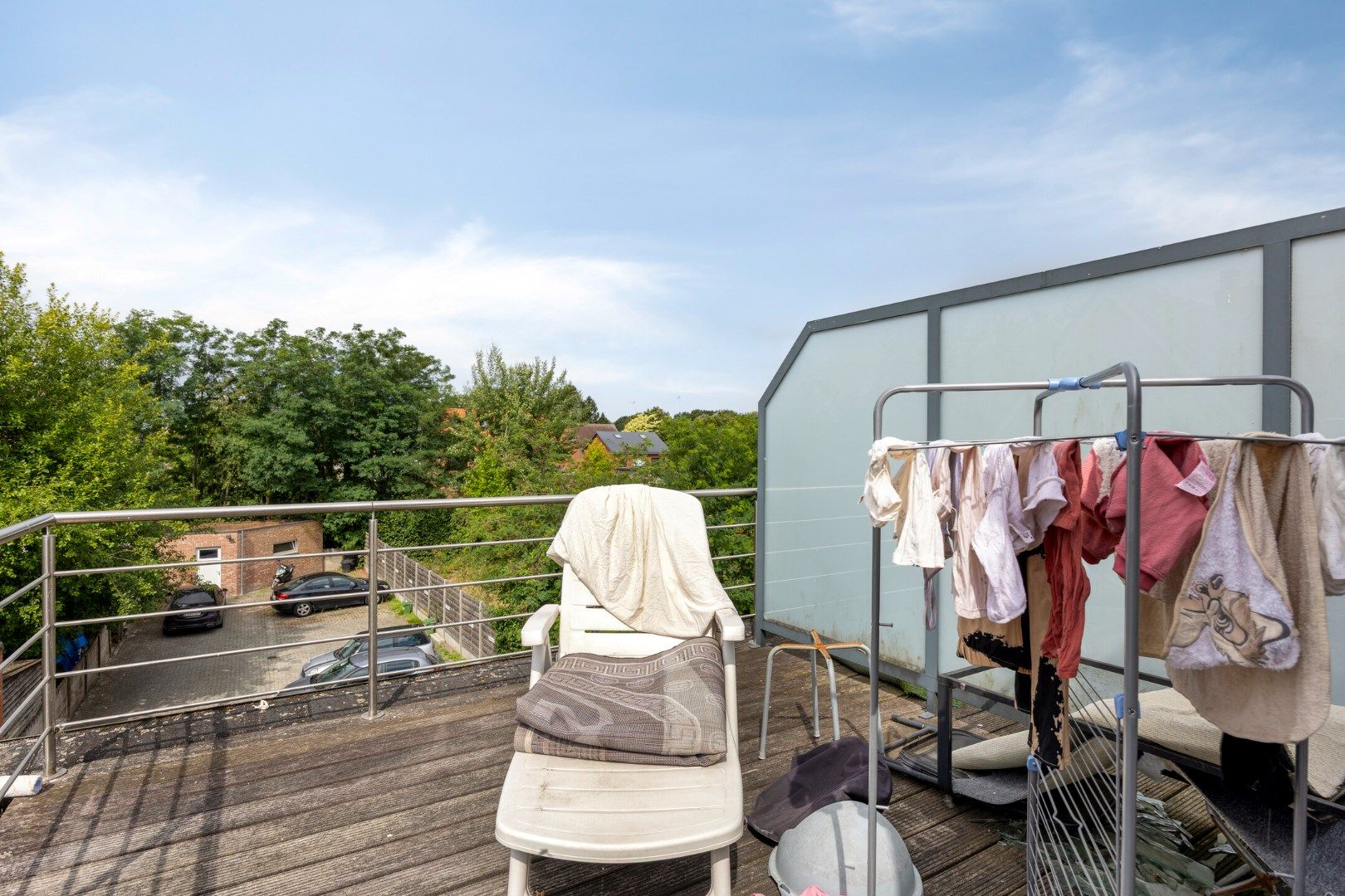 Studio met aparte slaapkamer, terras en autostaanplaats te OLV Olen ! foto 9