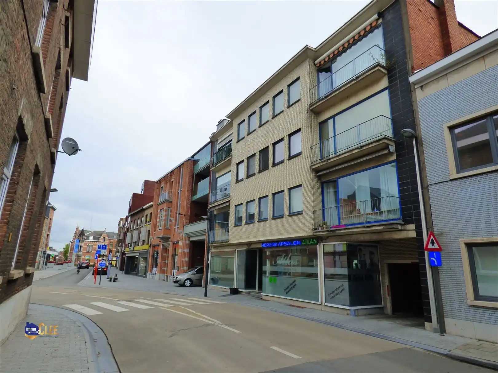 Appartement in het centrum van Sint-Truiden foto 2