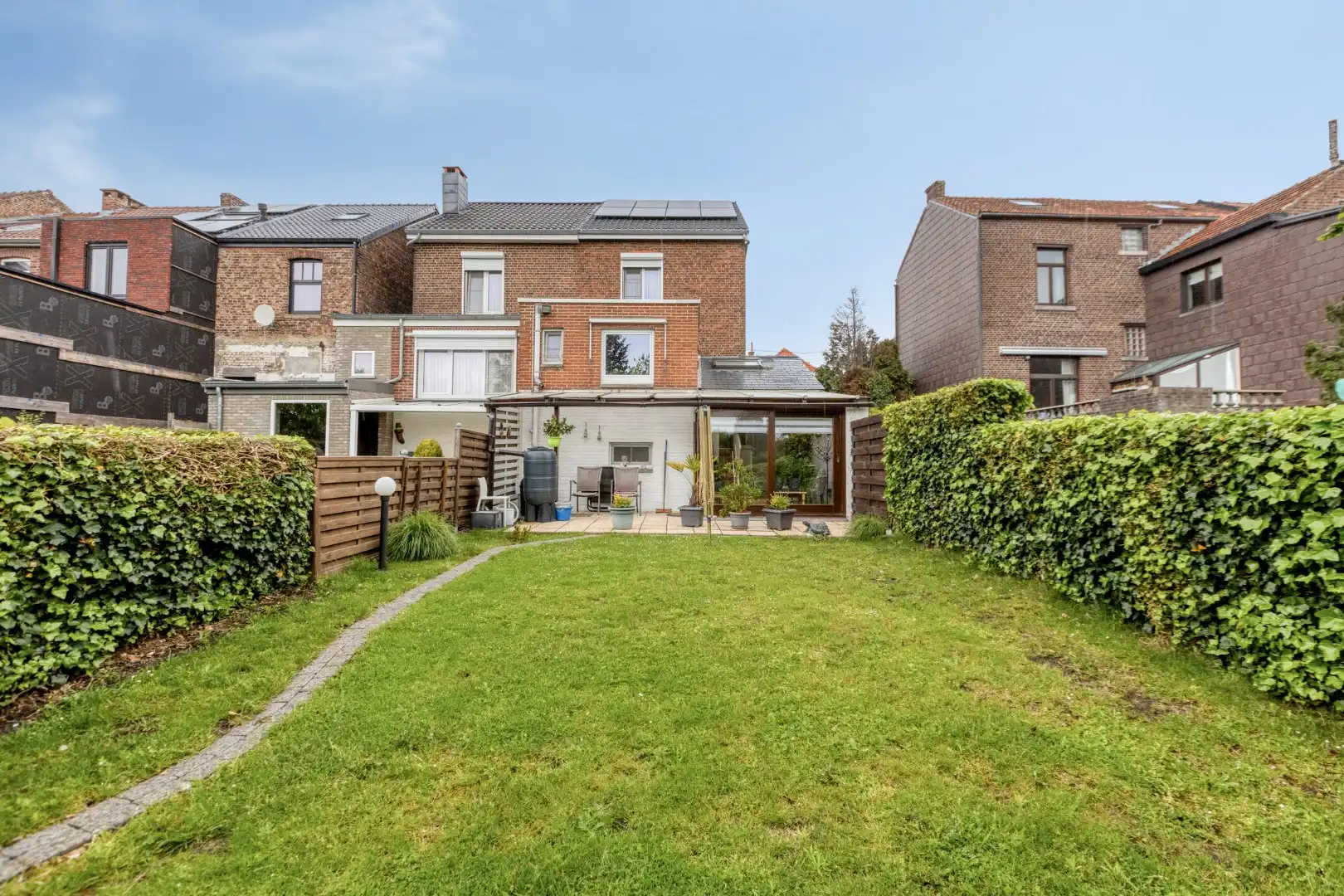 Gerenoveerde woning met zonnige tuin - energielabel C foto 2