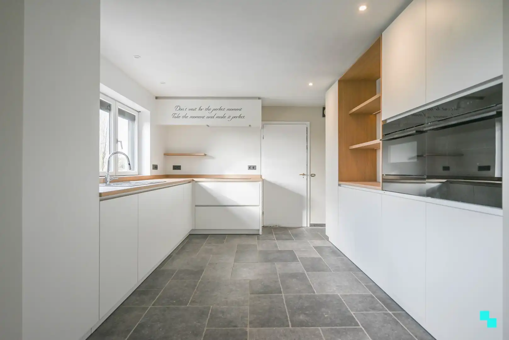 Recent gerenoveerde halfopen bebouwing foto 7