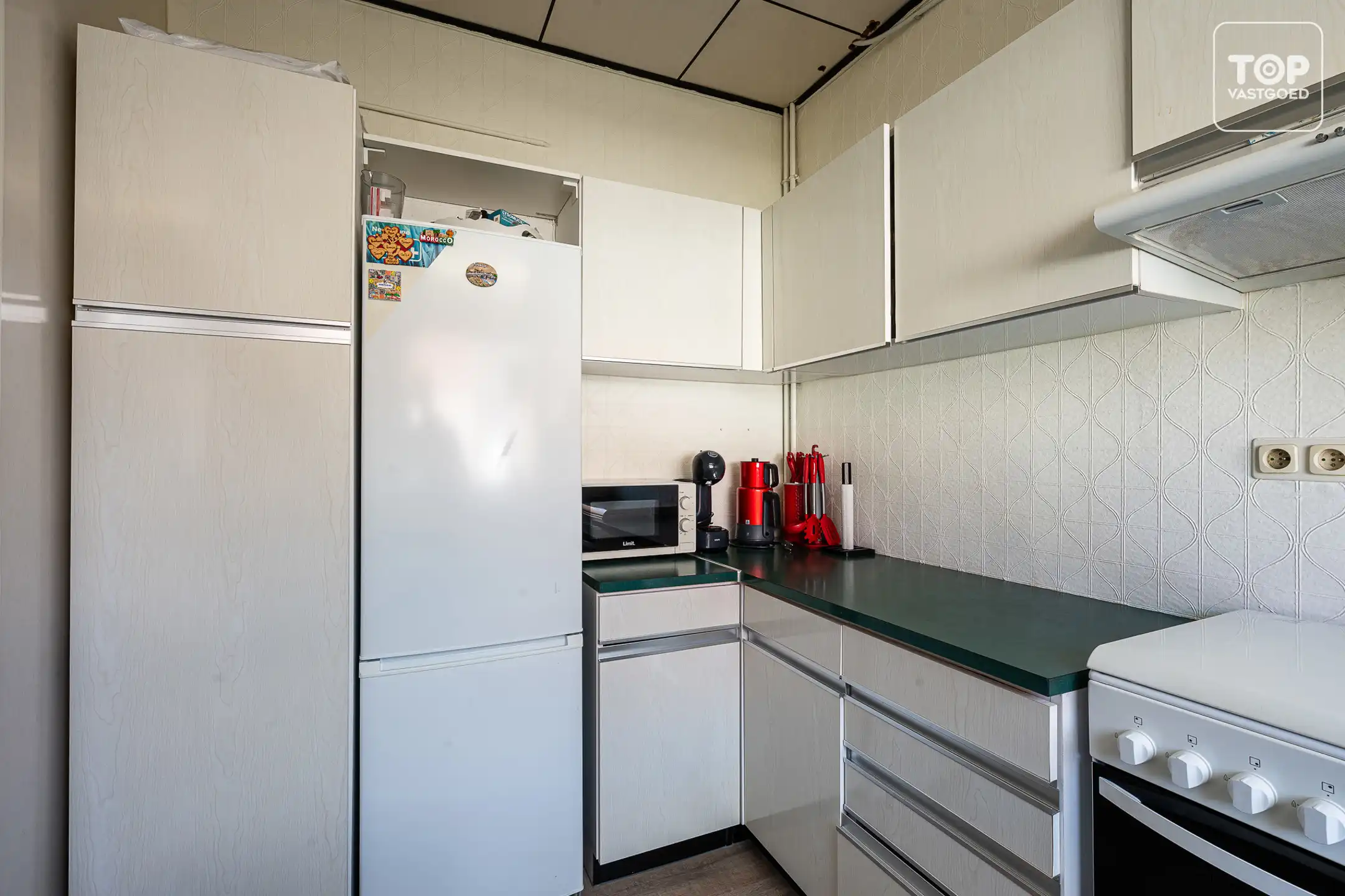 Instapklare woning met magazijn foto 15