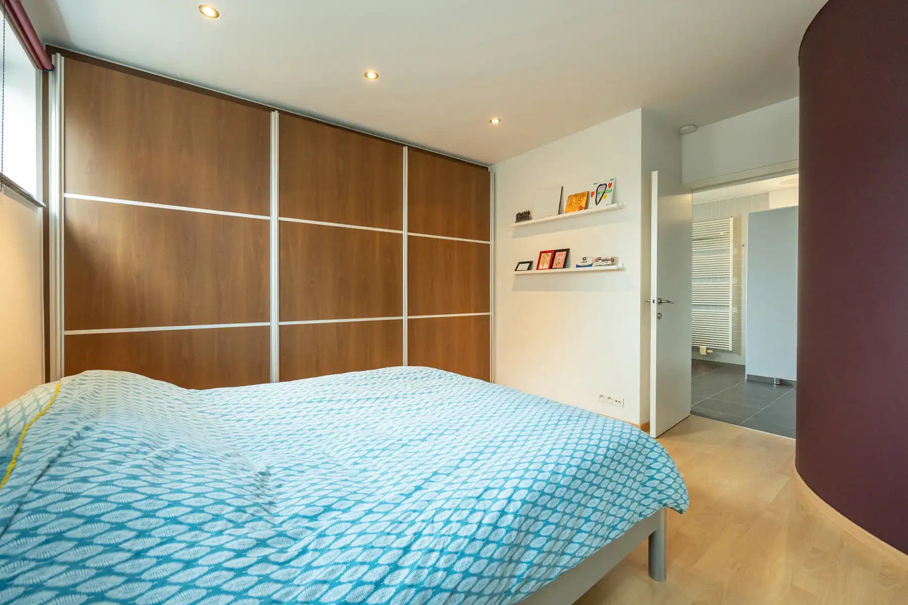 Ruime gezinswoning met tuin in een doodlopende straat. foto 12