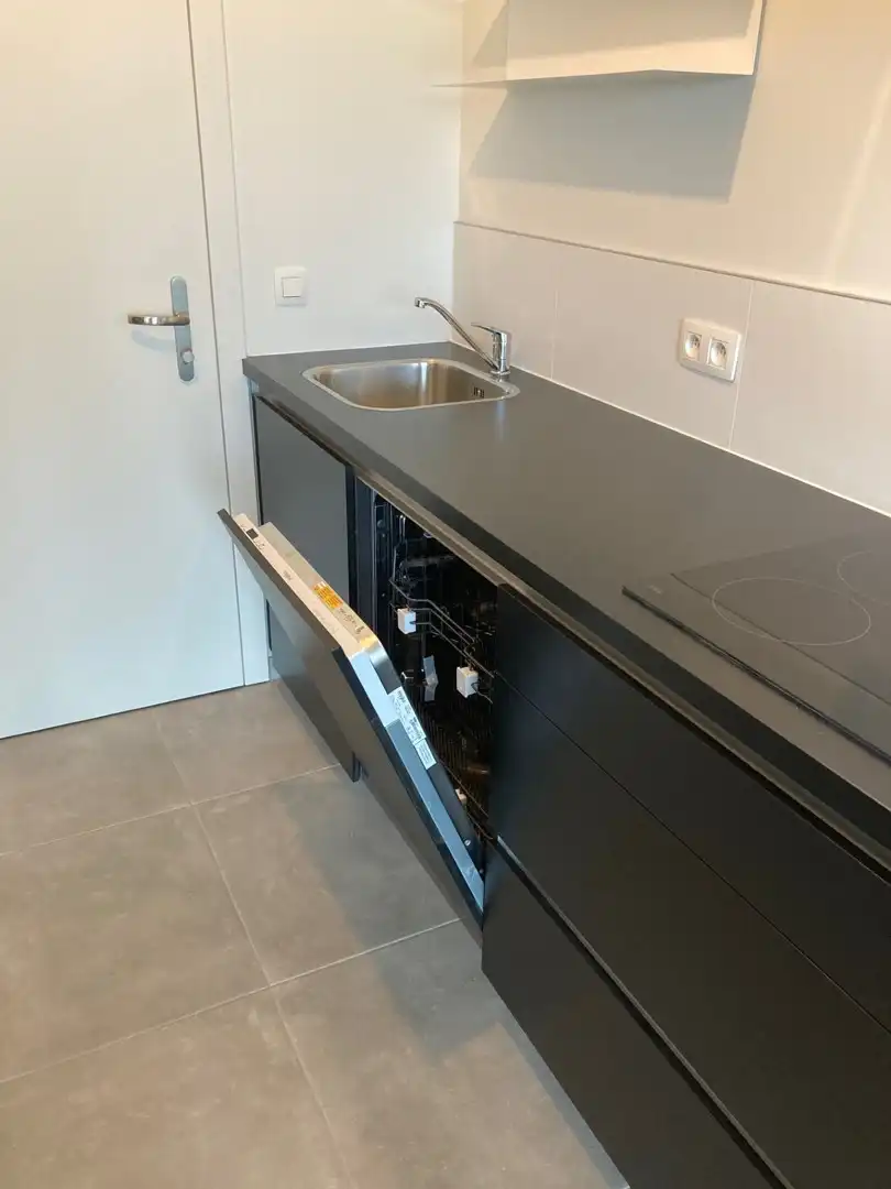 Instapklare studio met prachtig uitzicht in hartje Hasselt foto 7