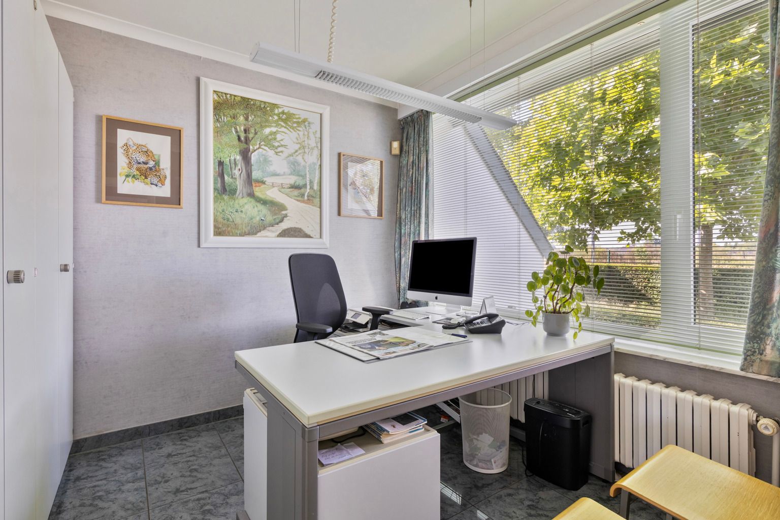 Ruime asbest vrije villa met magazijn en zwembad  foto 6