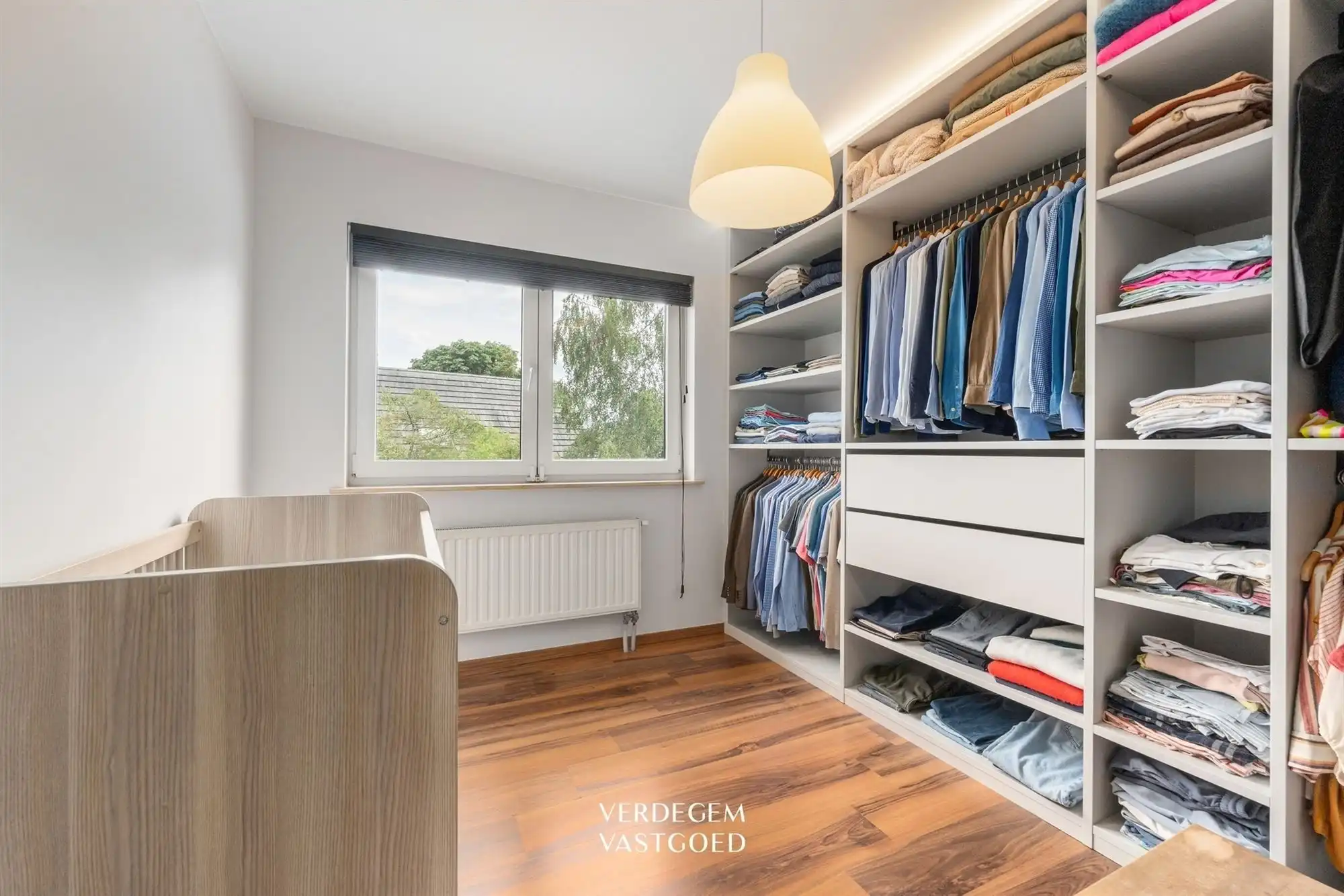 Knappe woning met 3 slaapkamers en geniettuin in het centrum van Evergem foto 16