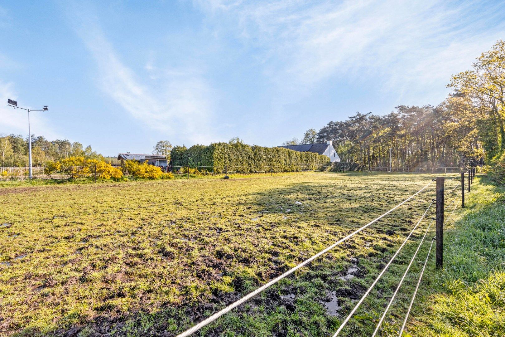 Ruim ingedeelde, goed onderhouden villa op een rustige locatie. foto 32