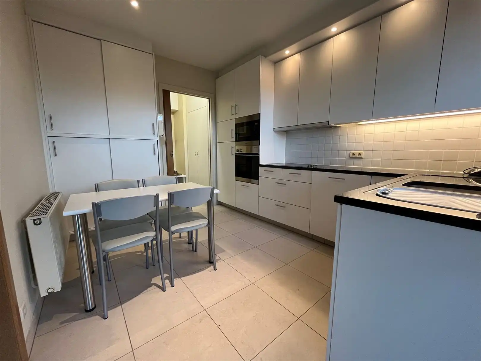 Appartement te huur op toplocatie in Oudenaarde  foto 4