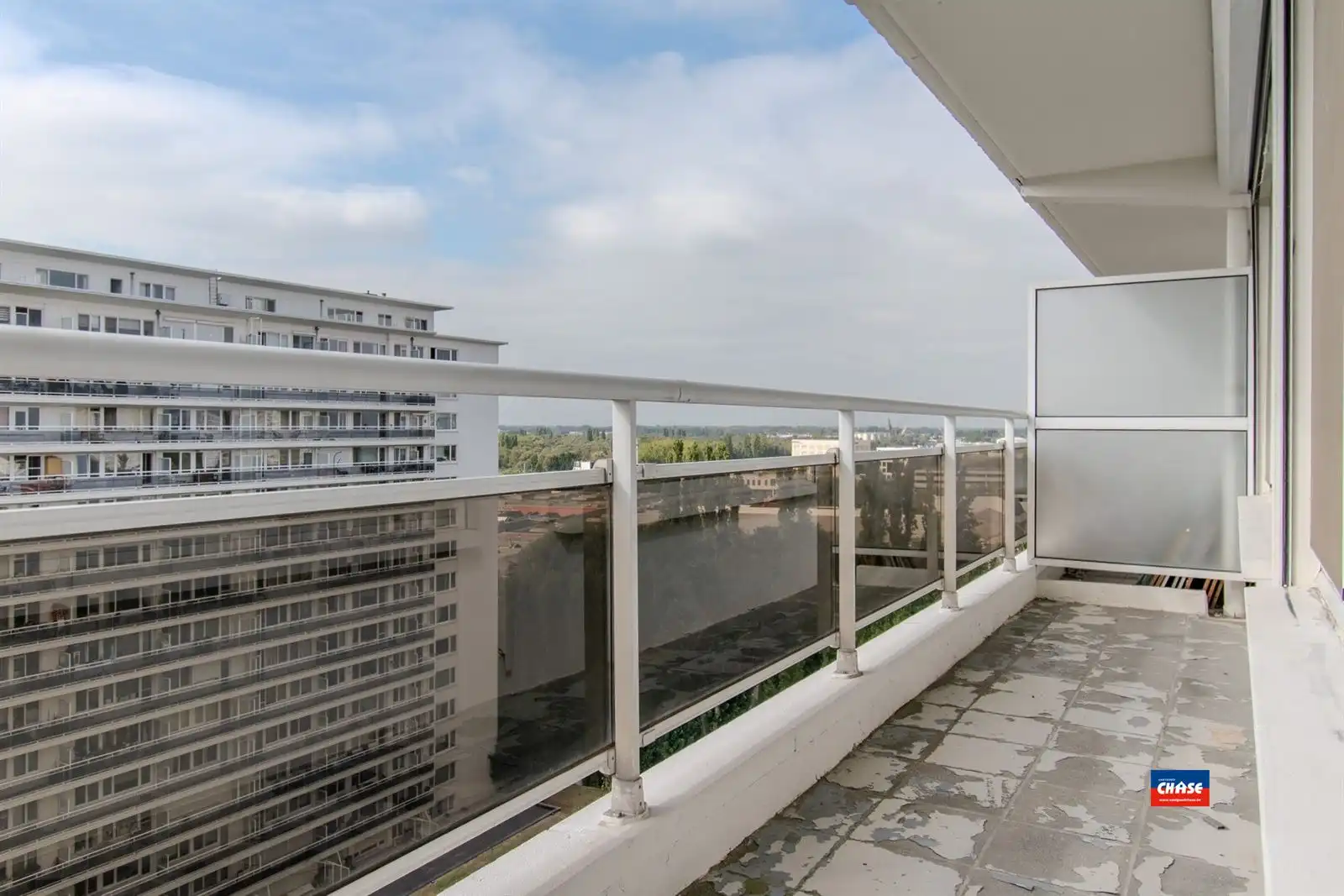 Appartement met 1 slpk en terras met knap uitzicht foto 5