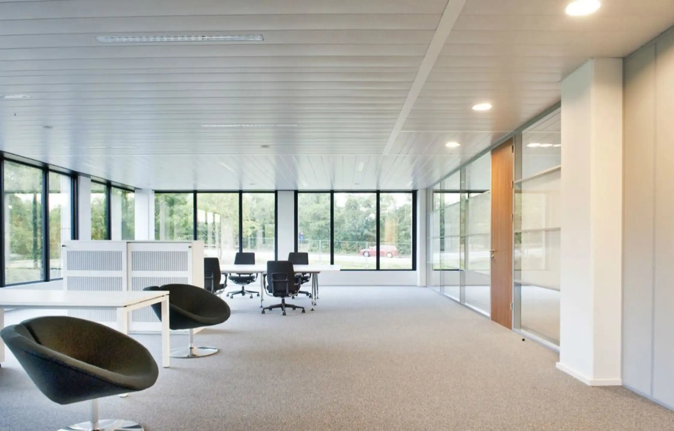 Kantoren te huur 1.004m² foto {{pictureIndex}}