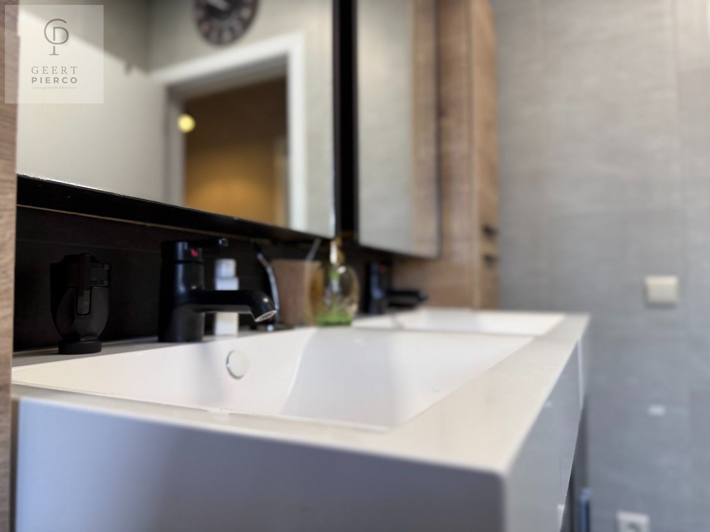 Knappe woning met ruimte foto 33