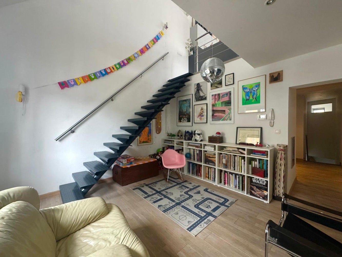 Ruim, stijlvol triplex-appartement foto 2