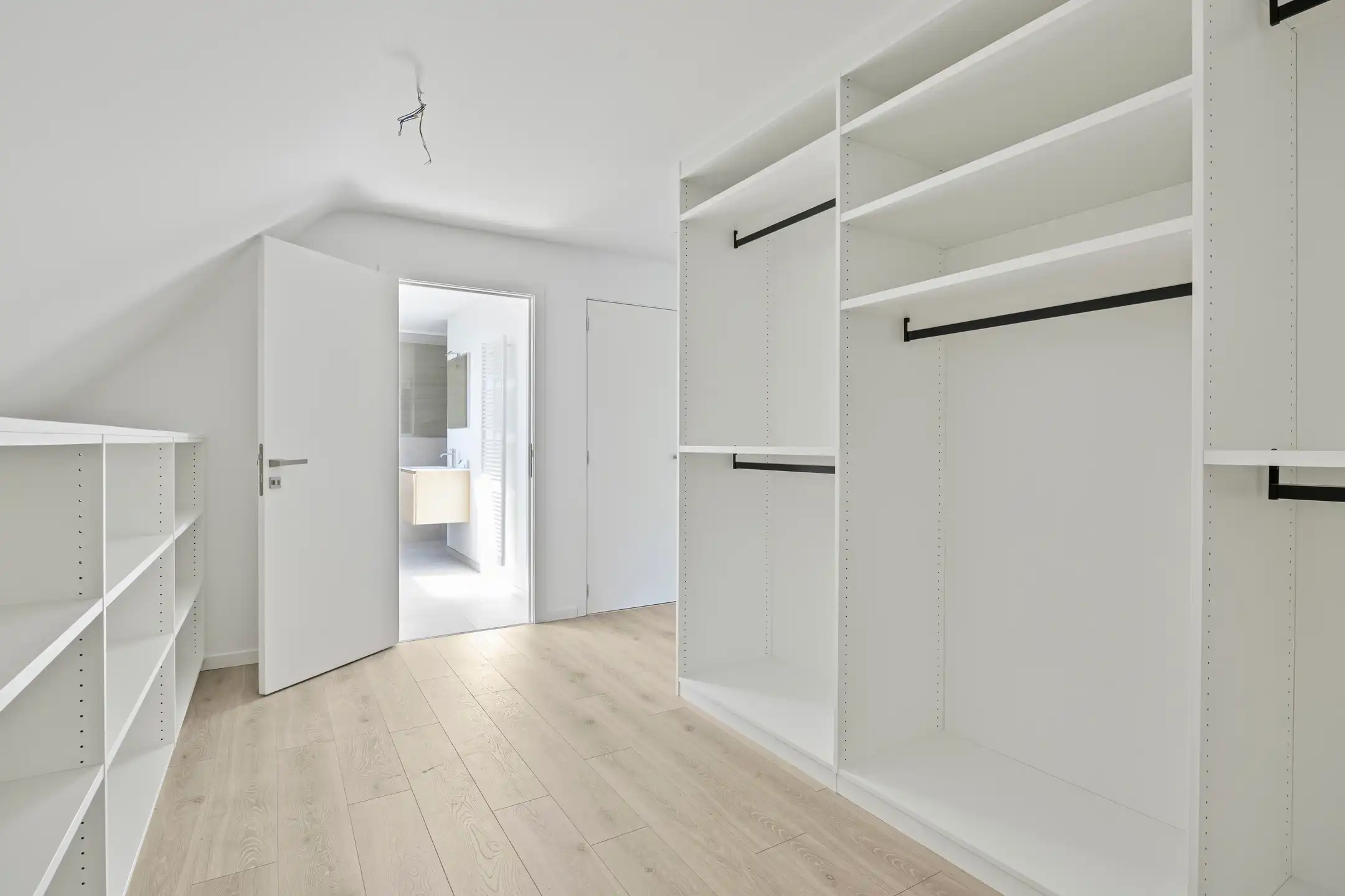 Nieuwbouwwoning met 6 slaapkamers & 3 badkamers (aan 6% btw) foto 23
