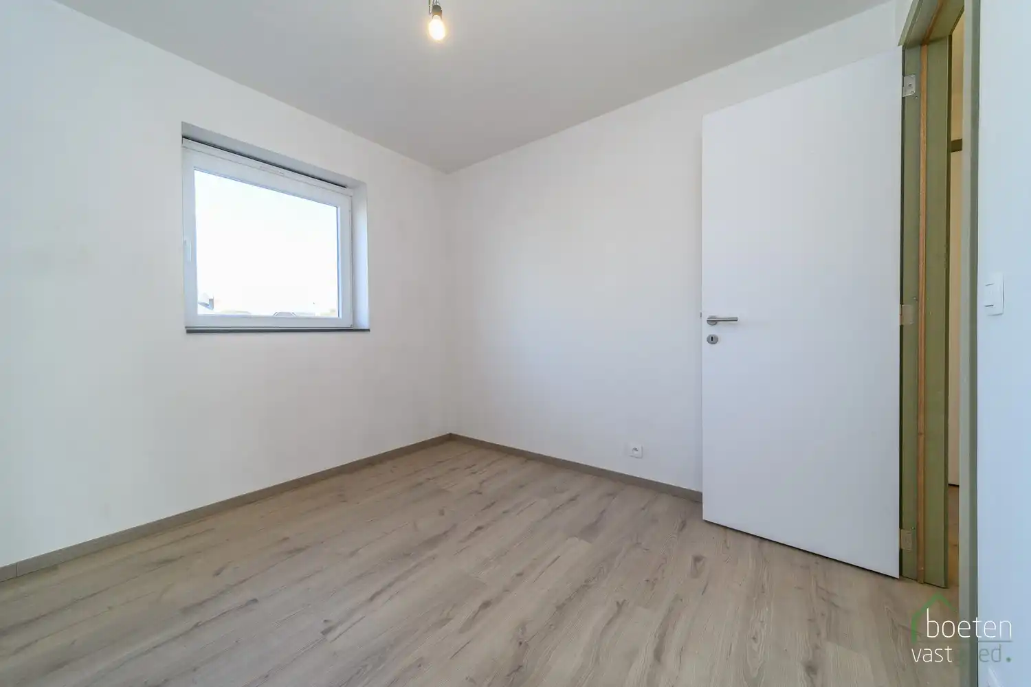 Roesbrugge: Betaalbare nieuwbouwwoningen met alle modern comfort, 3 slpks, garage en tuintje foto 11