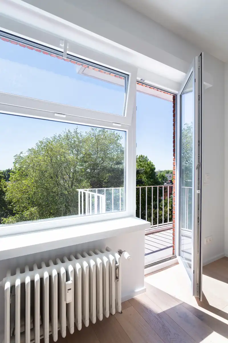 Wilrijk - Gerenoveerd 2 à 3 slp dakapp. + terras + parking foto 13