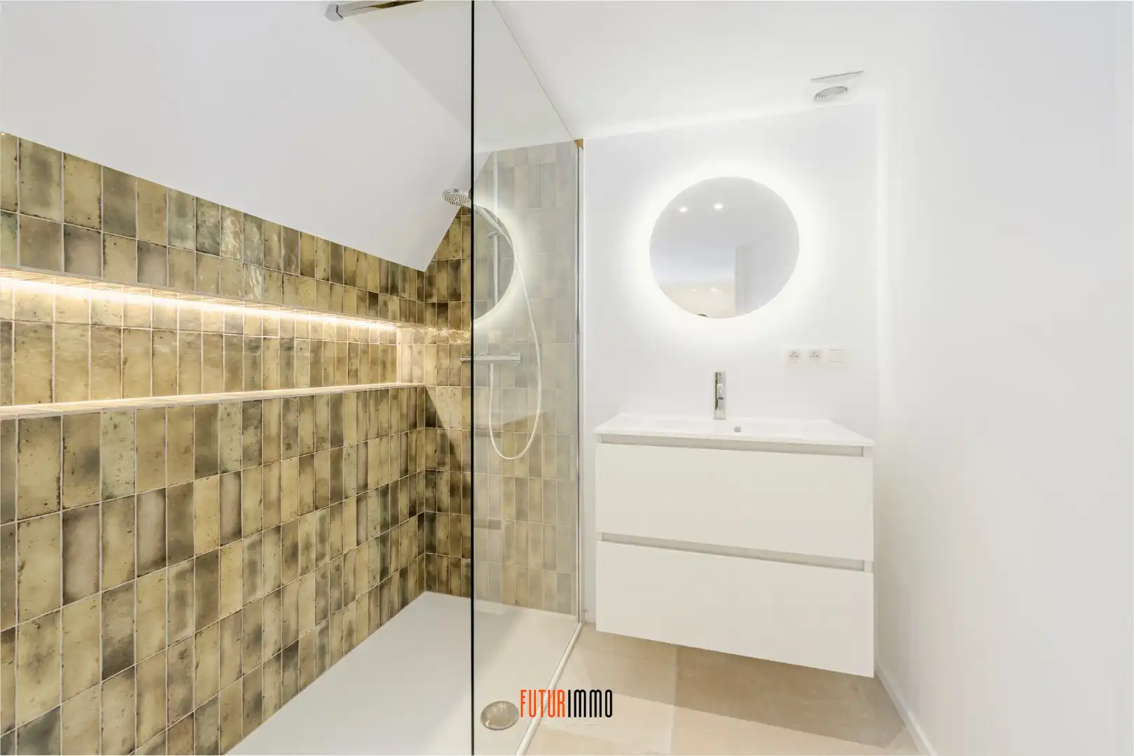 Instapklare gerenoveerde 3 slpk woning foto 14